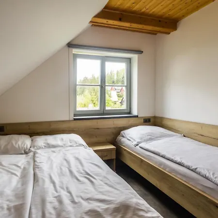 Stylová Se Saunou Ostružná